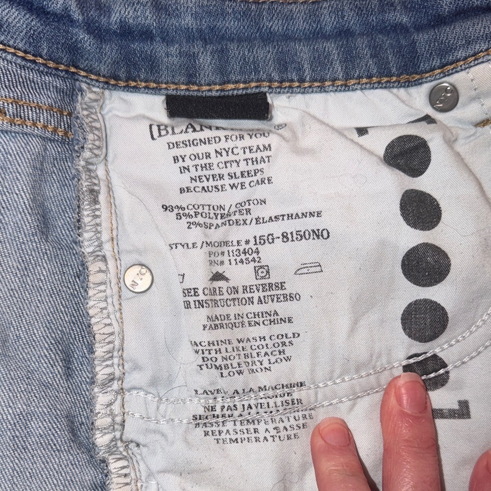Almost Famous Blue Distressed Jean Shorts - Picture 5 of 6